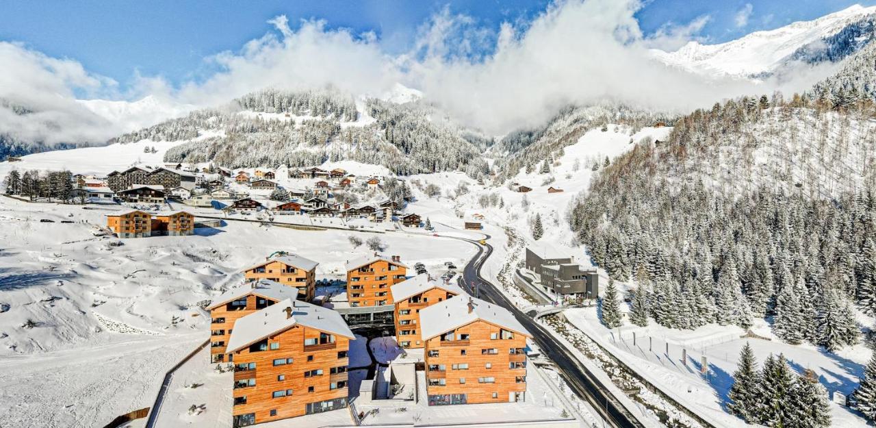 Catrina Resort Disentis Exteriör bild